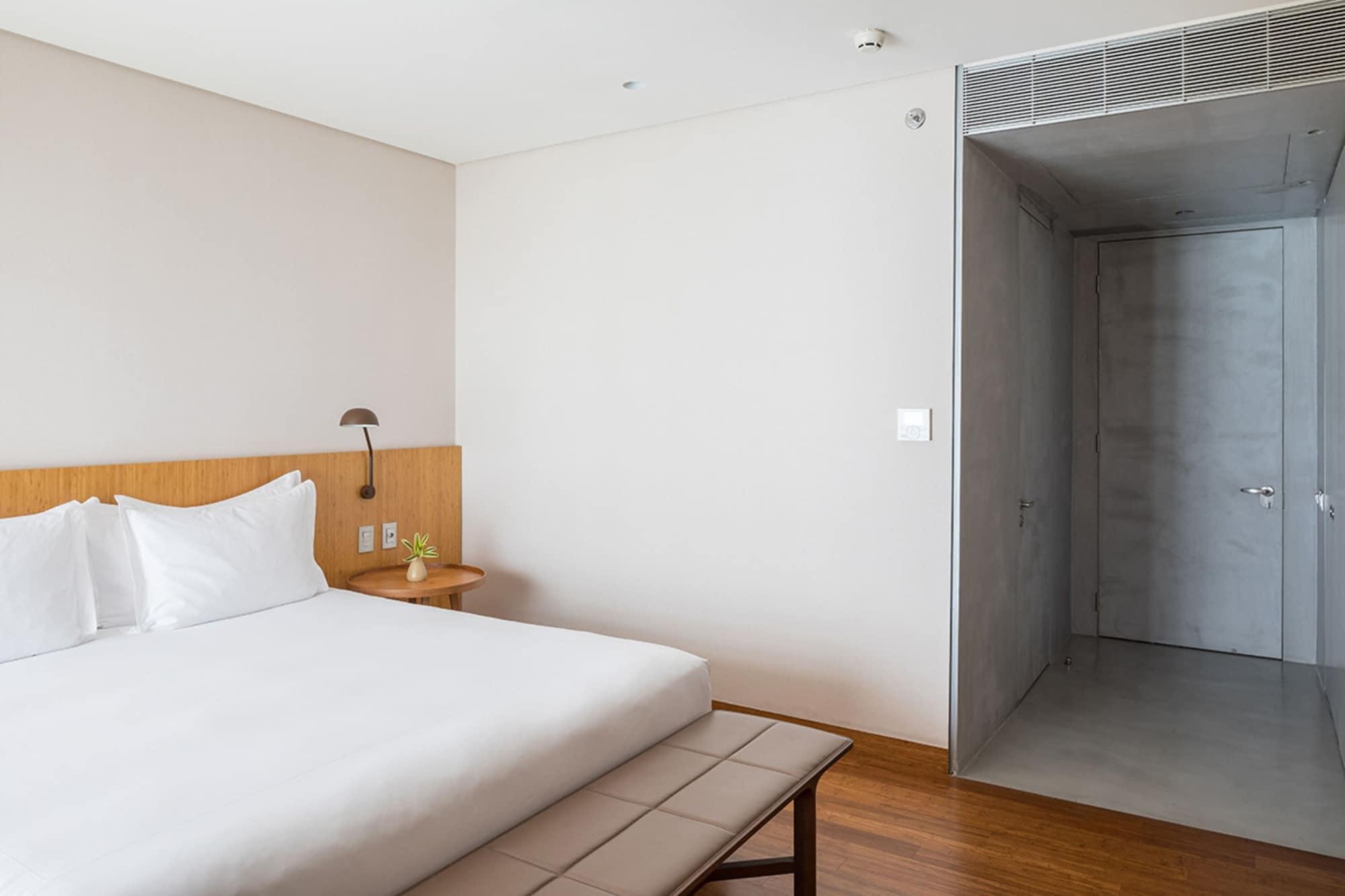 B Hotel Brezilya Dış mekan fotoğraf A room at the hotel