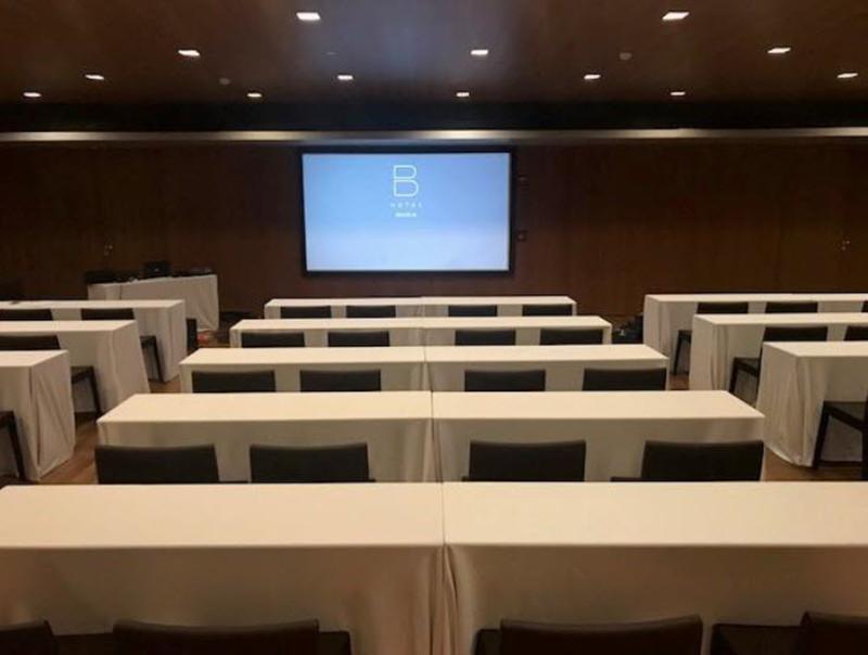B Hotel Brezilya Dış mekan fotoğraf A typical classroom at the University of Pennsylvania